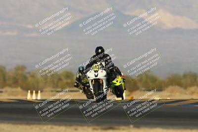 media/Dec-07-2024-CVMA (Sat) [[21c5f1ef85]]/Race 13-Amateur Supersport Middleweight/